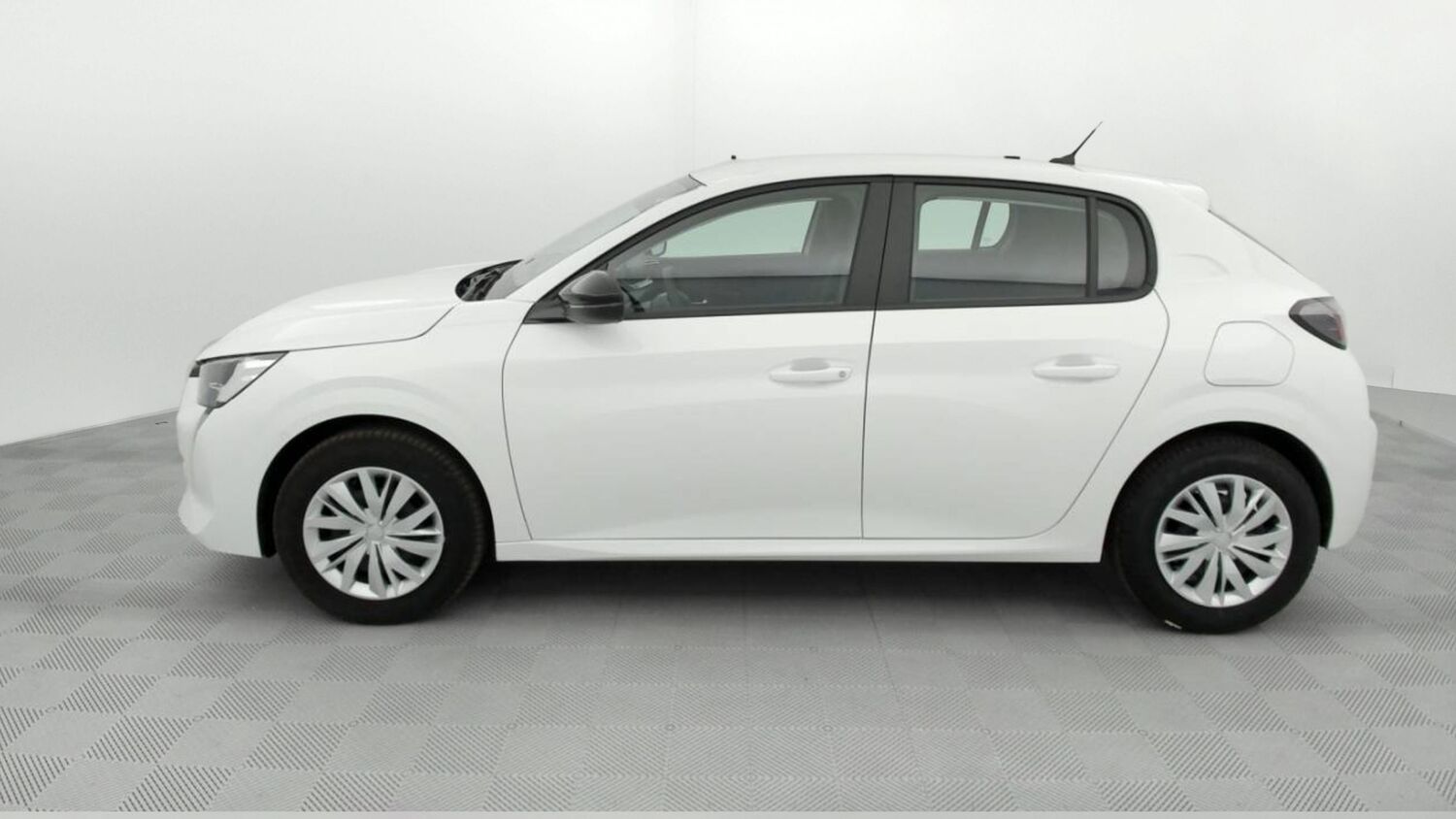 Peugeot 208 Active Essence – Image 2