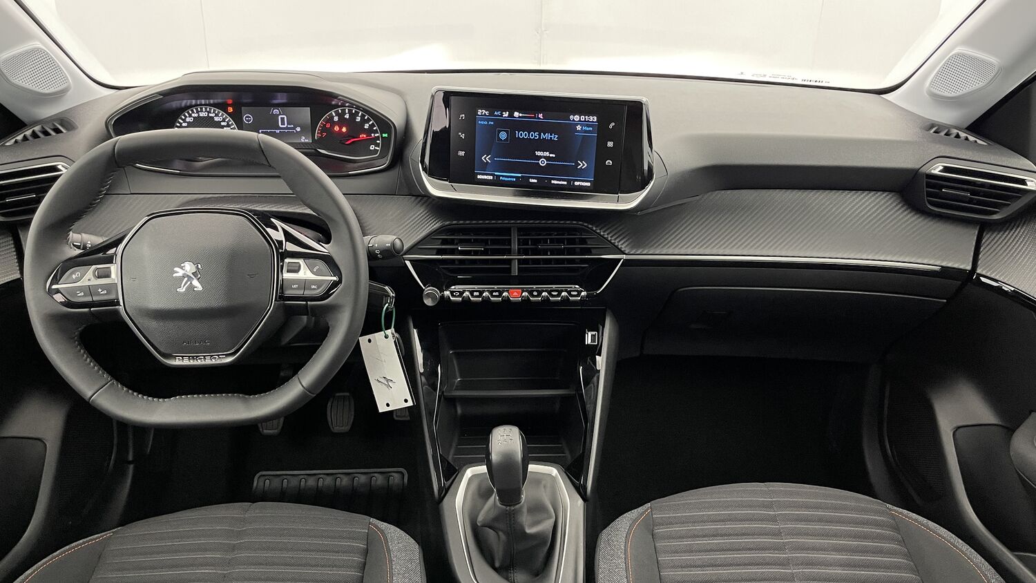 Peugeot 208 Active Essence – Image 6
