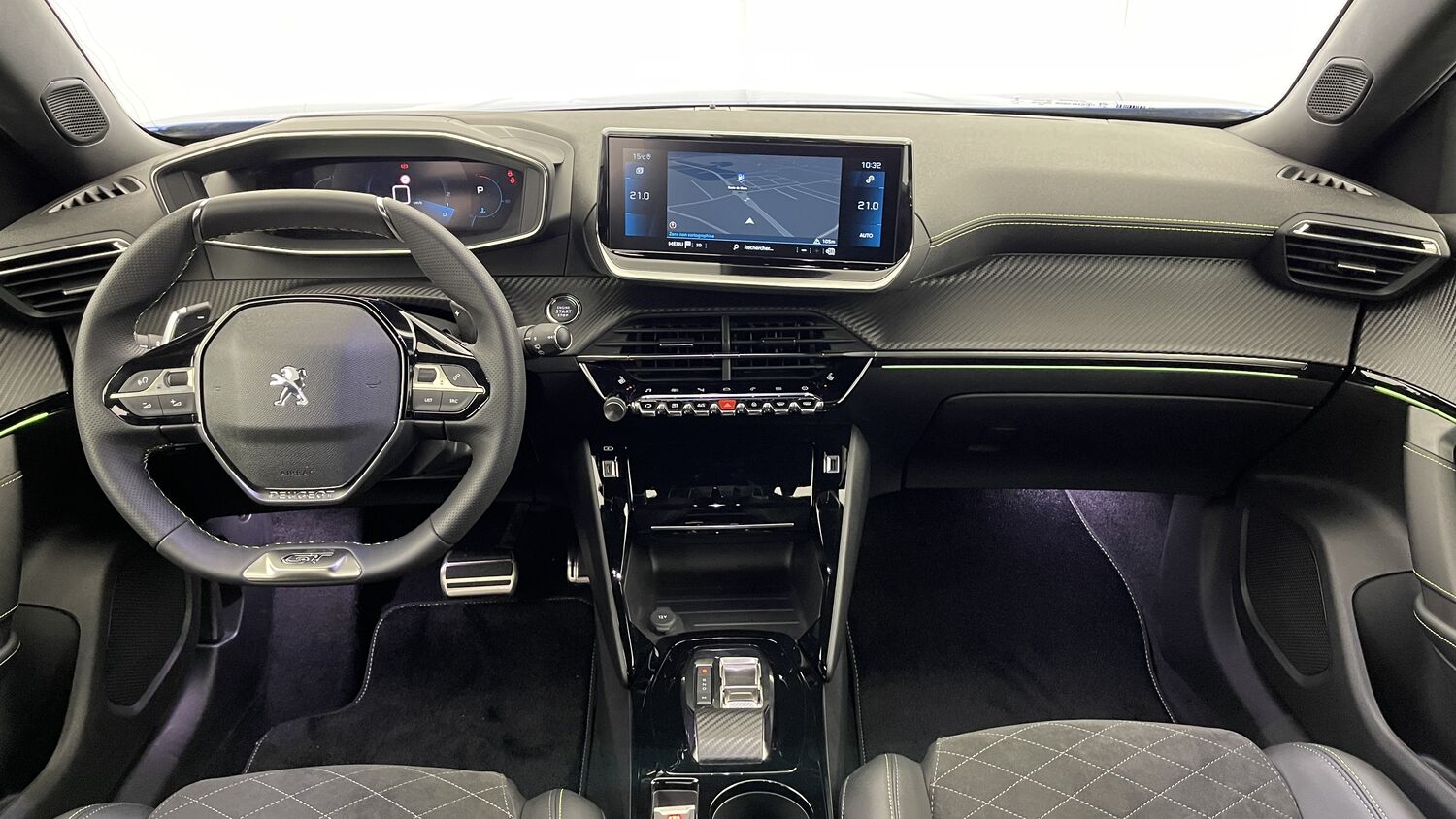 Peugeot 2008 GT PACK Boite Auto – Image 11