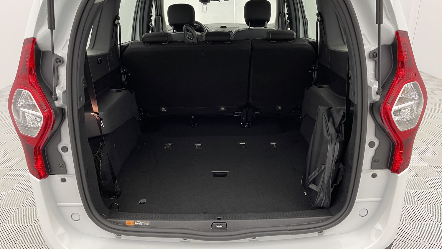 Dacia Lodgy Stepway 7 places – Image 11