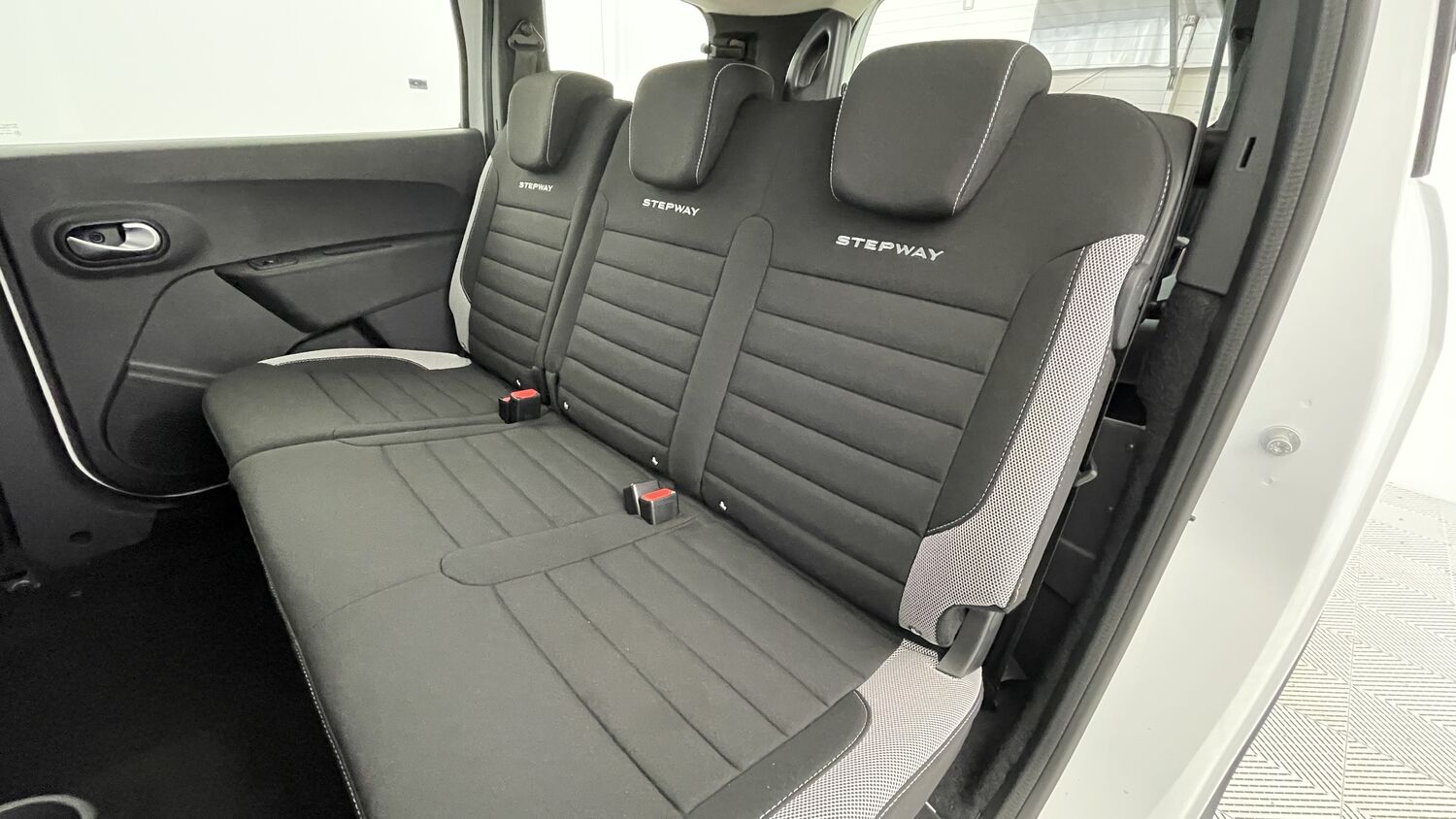 Dacia Lodgy Stepway 7 places – Image 10