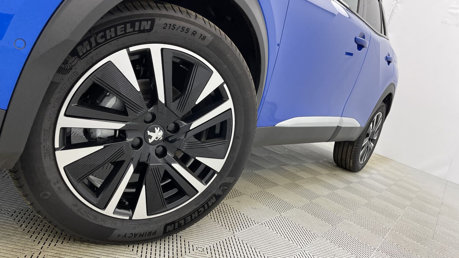 Peugeot 2008 GT PACK Boite Auto – Image 4