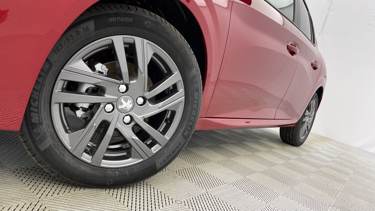 Peugeot 208 – Image 4