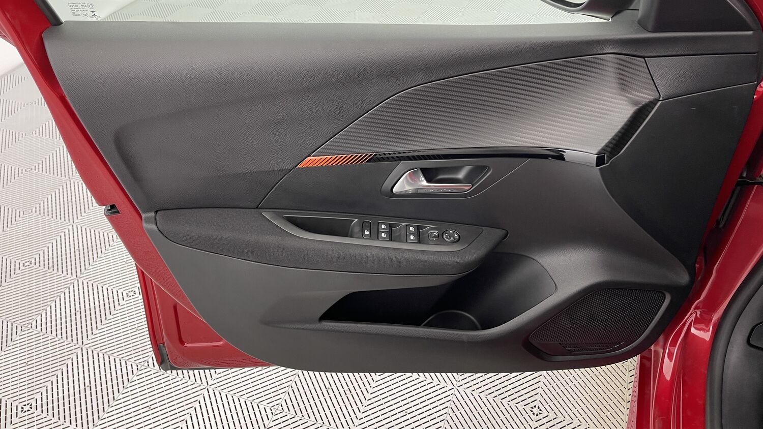 Peugeot 208 – Image 9