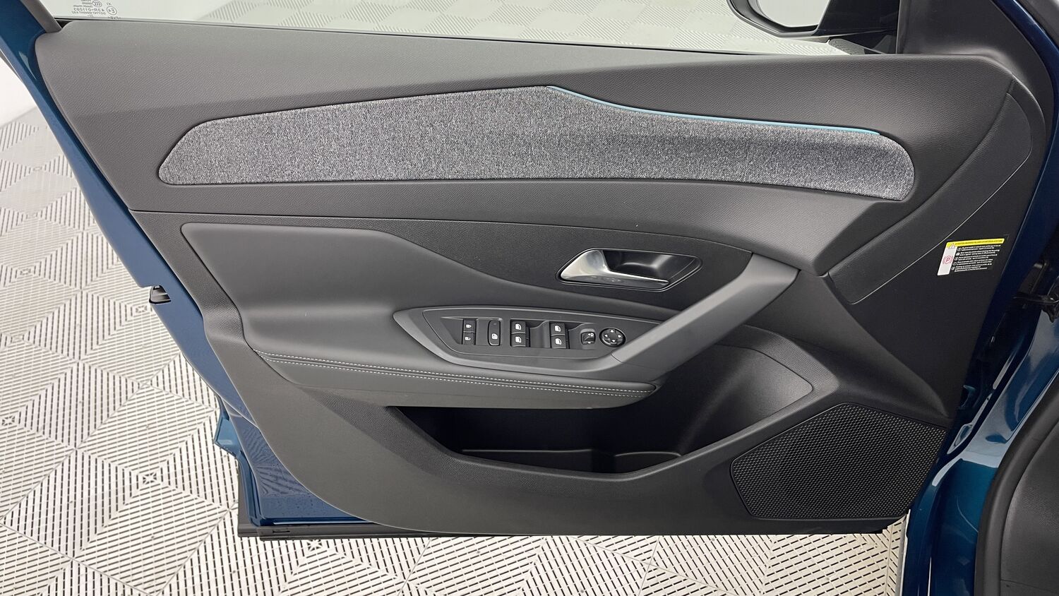 Peugeot 408 Essence – Image 11